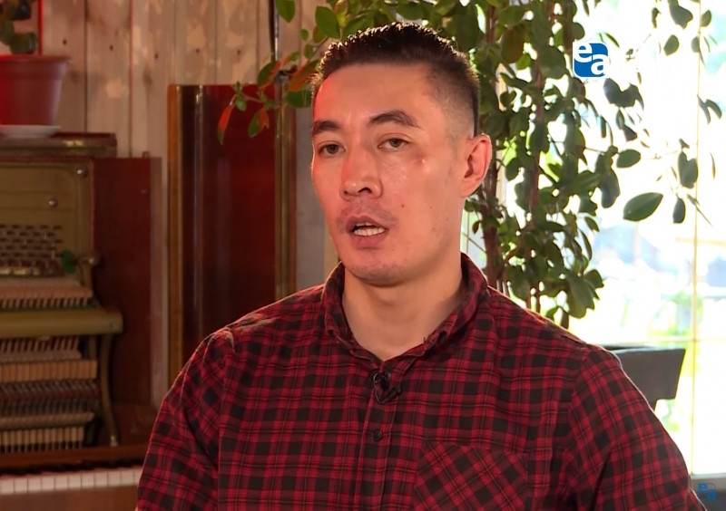 «Кинокафе». Режиссер Шапағат Орынбаев өз фильмдерін қалай бағалайды?