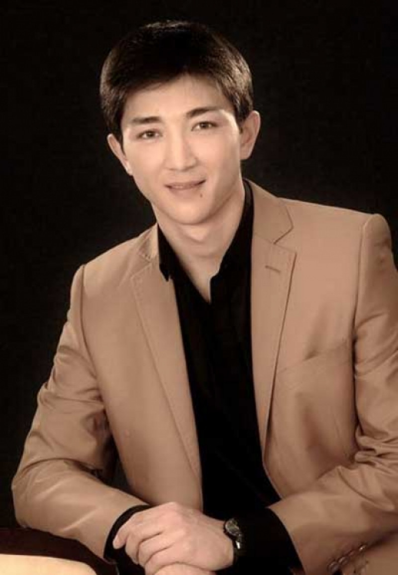 Театртанушы Нұржан Асхатұлының актер Дәурен Серғазин туралы мақаласы. «Ғаламтормен қақтығыс»